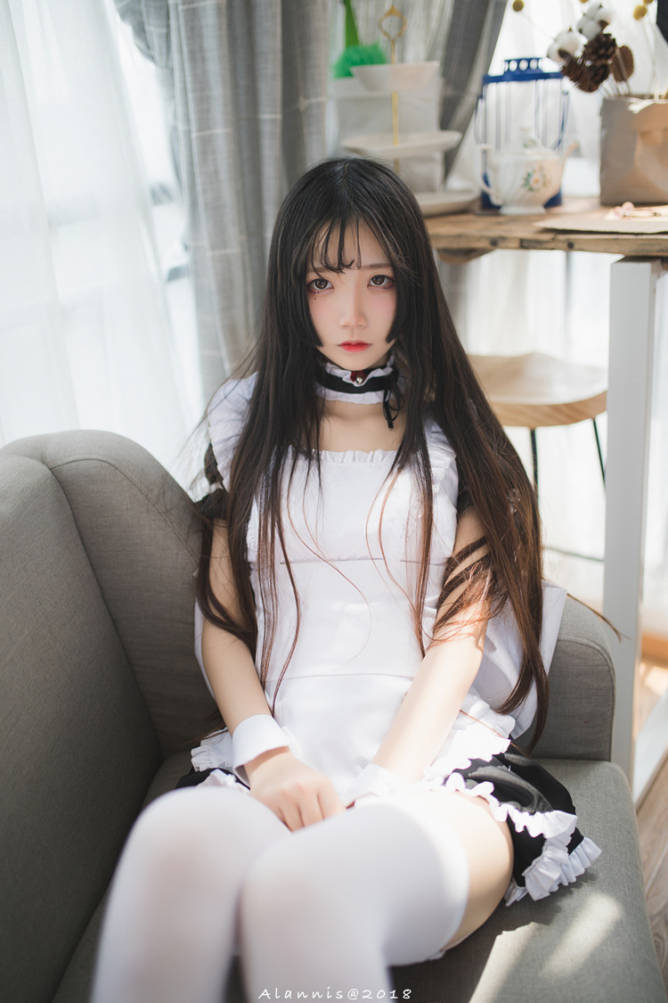 五更百鬼女仆装cos图片