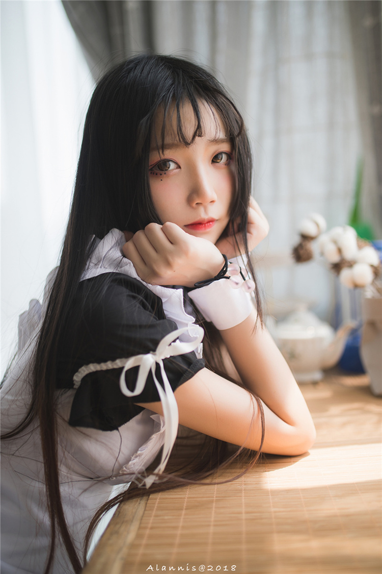 五更百鬼女仆cos图分享