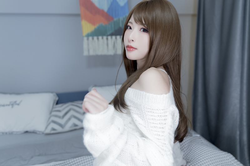 清水由乃白色毛衣cos图