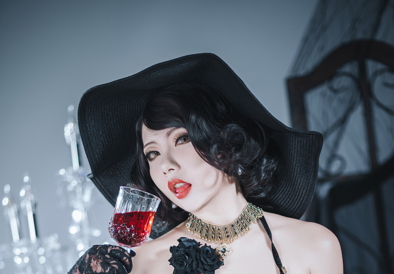 是一只熊仔吗一北亦北八尺夫人双人cos图