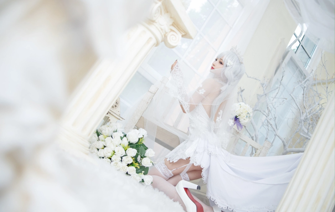 叉子宝宝碧蓝光辉cos图片