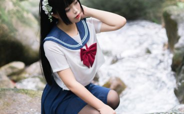 白烨烨cos微博简介个人资料，杏子夫人叫什么