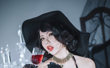 是一只熊仔吗一北亦北八尺夫人双人cos图