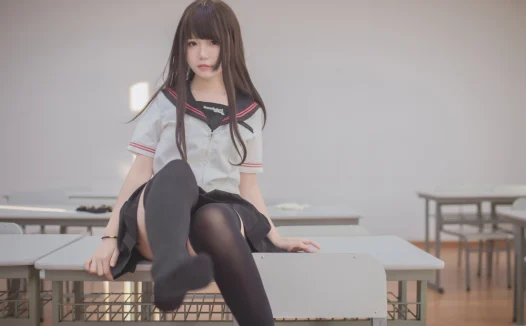 yoko宅夏jk作品图分析